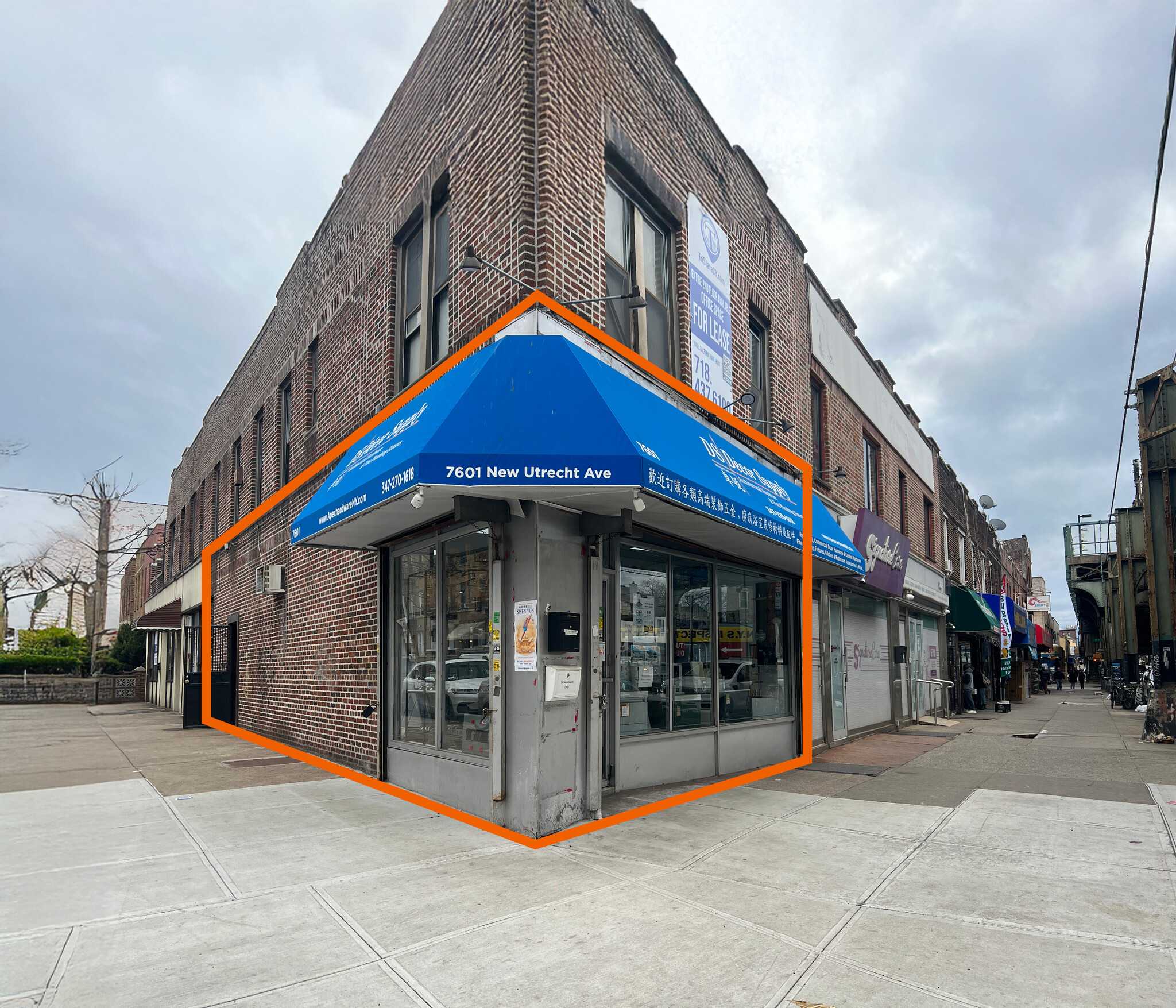 7601 New Utrecht Ave, Brooklyn, NY à louer Photo de l’immeuble– Image 1 sur 1