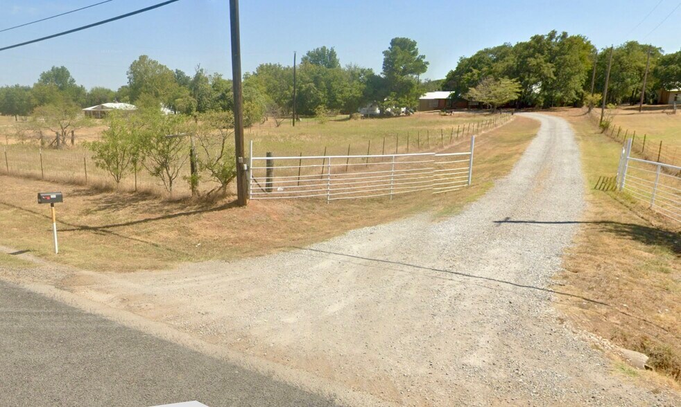 3265 W Highway 199, Springtown, TX à vendre - Photo de l’immeuble – Image 3 sur 3
