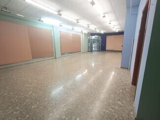 Plus de détails pour Local commercial à louer