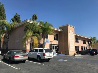 Plus de détails pour 121 W Whittier Blvd, La Habra, CA - Médical à louer