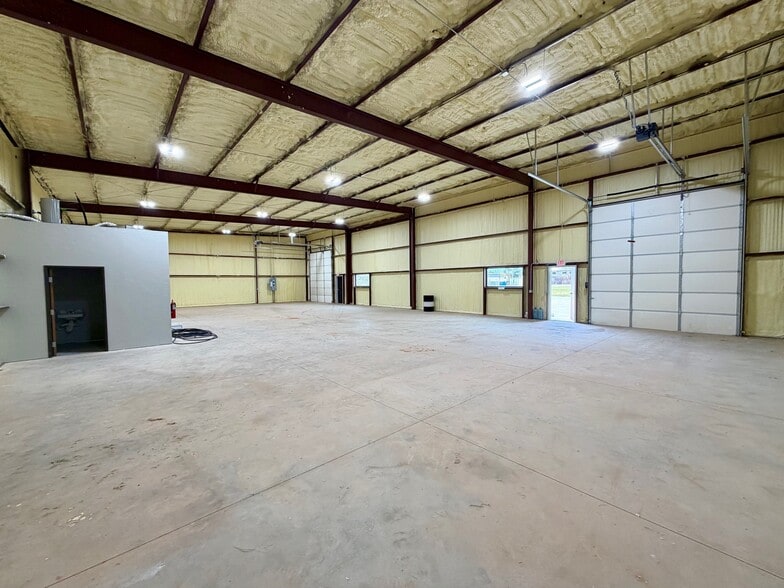 1035 NW 112th St, Oklahoma City, OK à louer - Photo intérieure – Image 3 sur 5