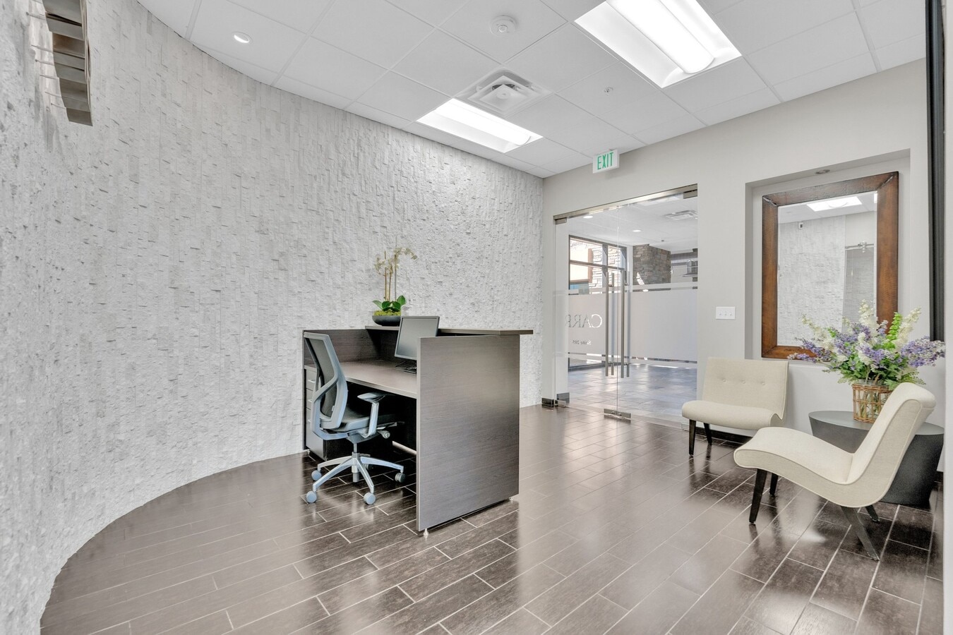 10465 Park Meadows Dr, Lone Tree, CO 80124 - Lot 205/205A -  - Photo intérieure - Image 1 of 11