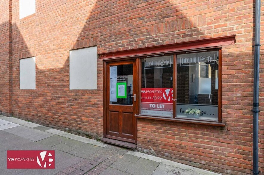 2 Brewery Rd, Hoddesdon à louer - Photo de l’immeuble – Image 2 sur 10