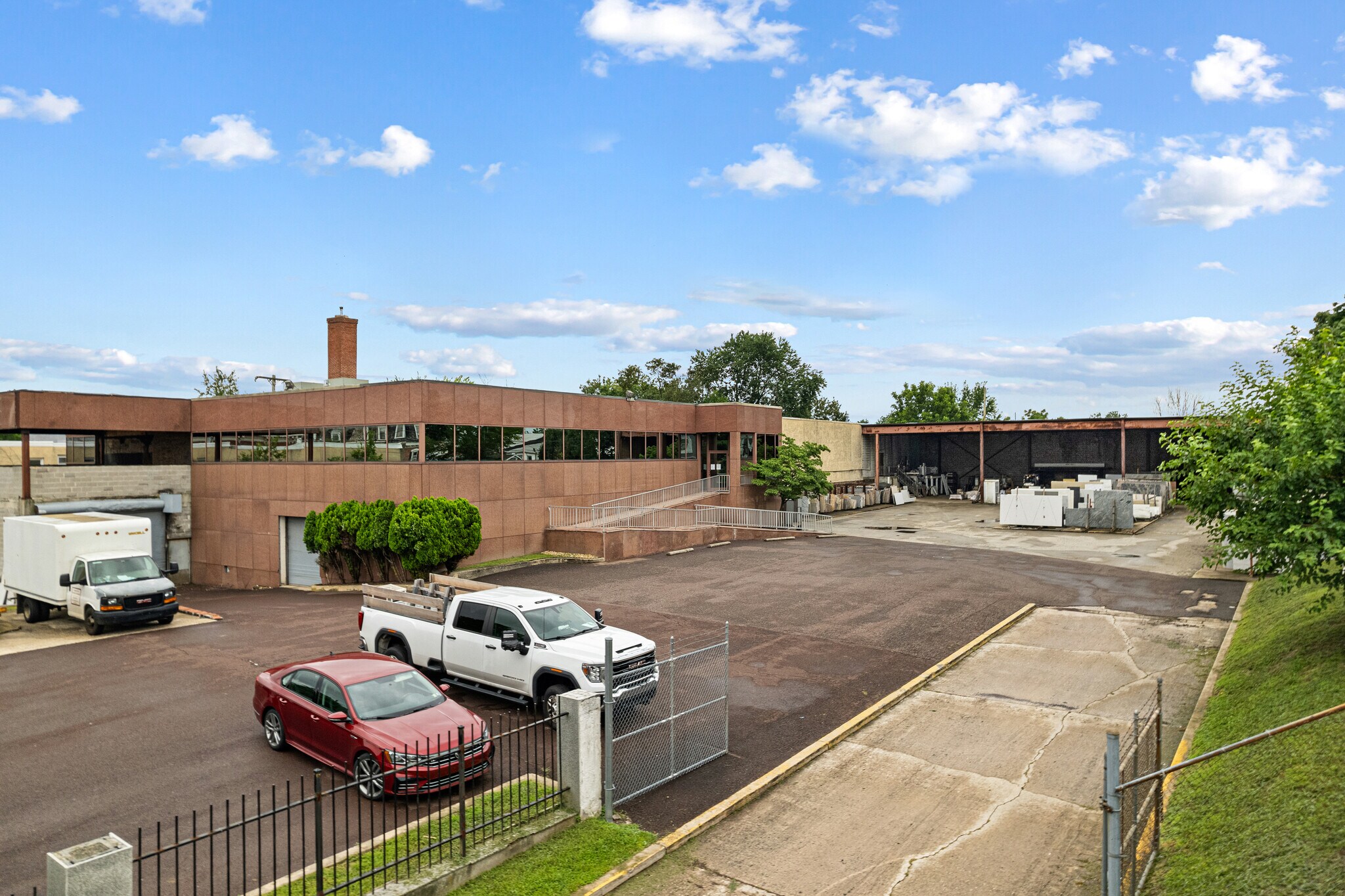 600 W Main St, Norristown, PA à vendre Photo principale– Image 1 sur 28