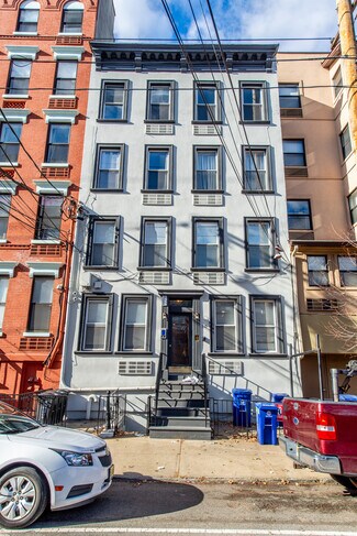 Plus de détails pour 310 Madison St, Hoboken, NJ - Logement à vendre