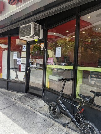 Plus de détails pour 10543 64th Rd, Forest Hills, NY - Local commercial à louer