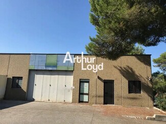 Plus de détails pour Local d'activités à louer