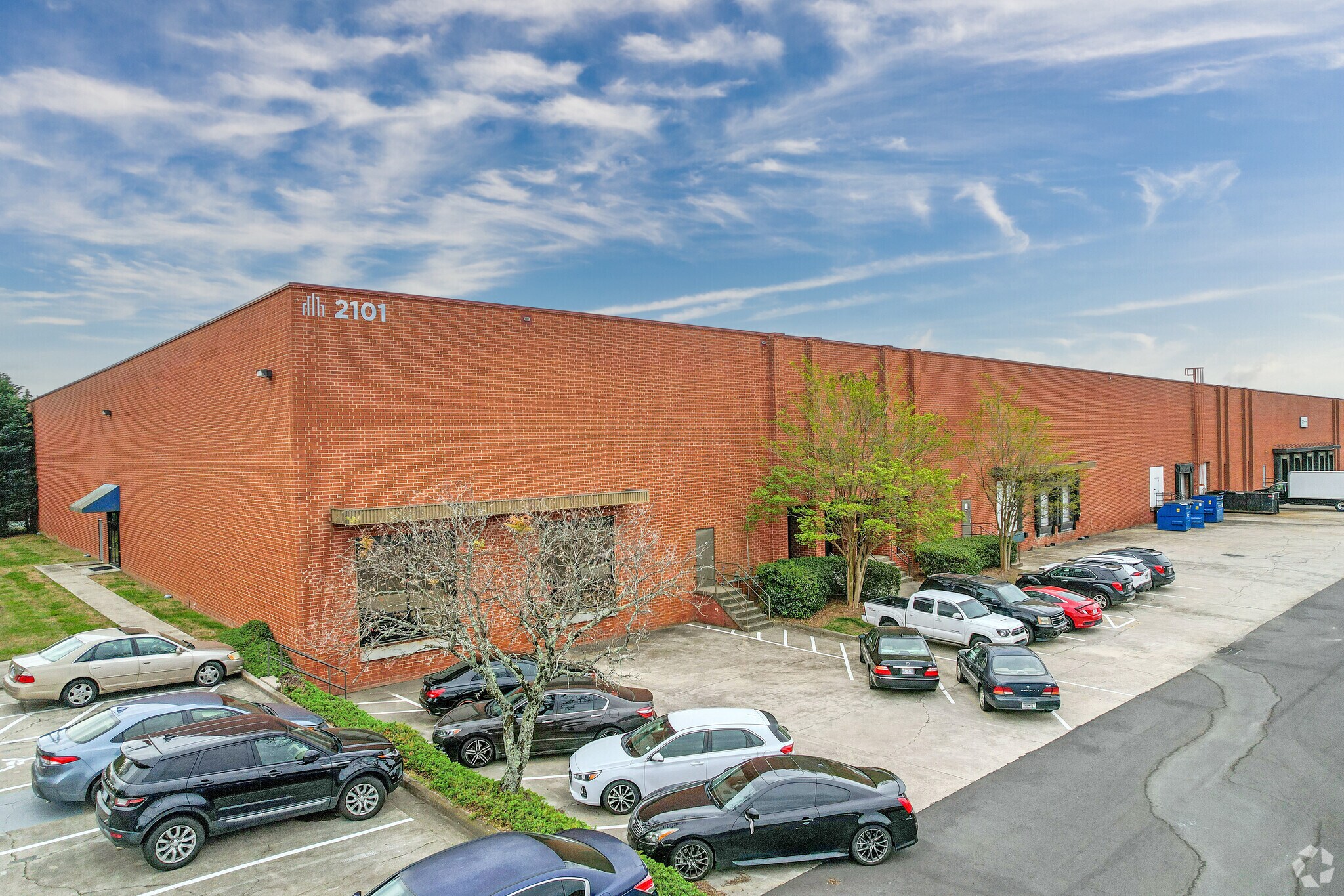 2101 Westinghouse Blvd, Charlotte, NC à louer Photo principale– Image 1 sur 12