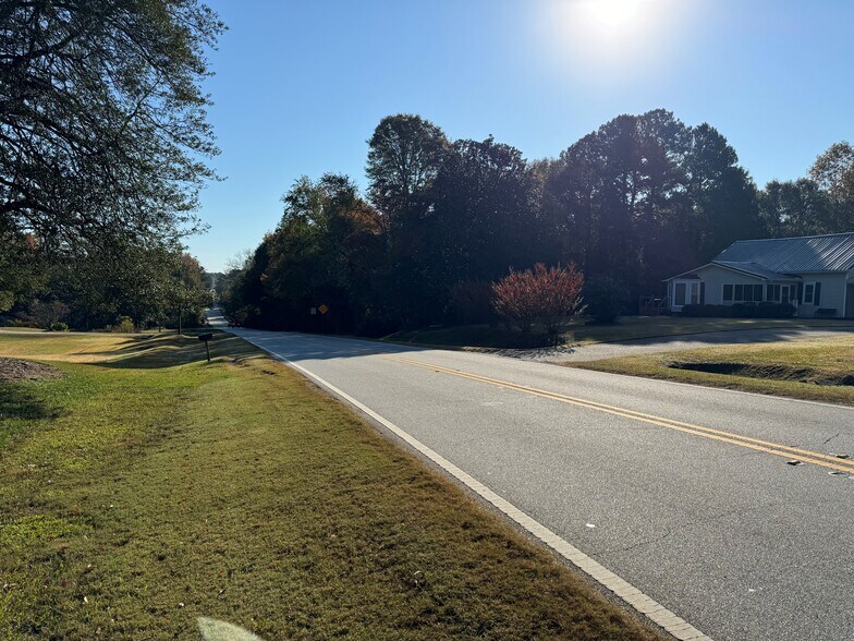 1202 Mt Zion Rd, Carrollton, GA à vendre - Photo de l’immeuble – Image 2 sur 7