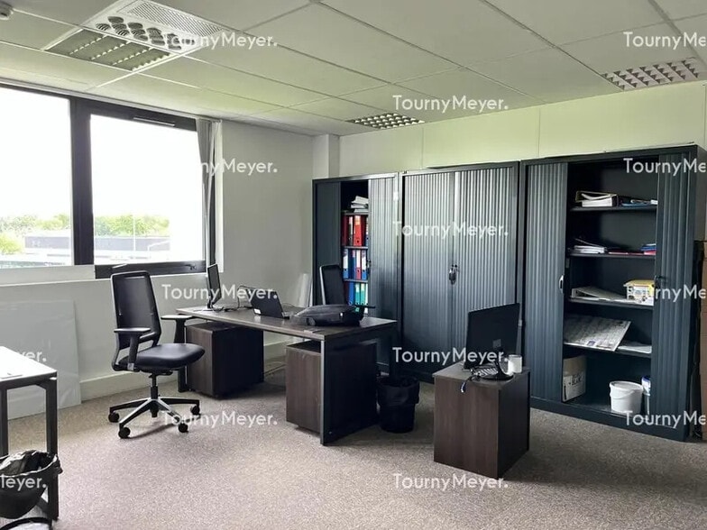 Bureau dans Mérignac à louer - Photo de l’immeuble – Image 2 sur 10