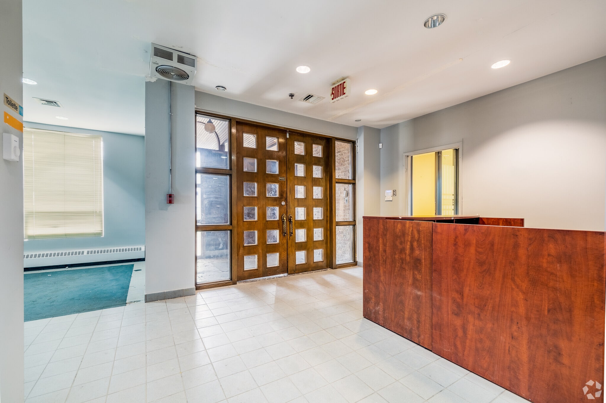 12300 Boul Albert-Hudon, Montréal, QC à louer Photo intérieure– Image 1 sur 4