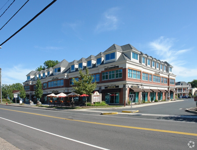 120 Hebron Ave, Glastonbury, CT à louer - Photo principale – Image 2 sur 19