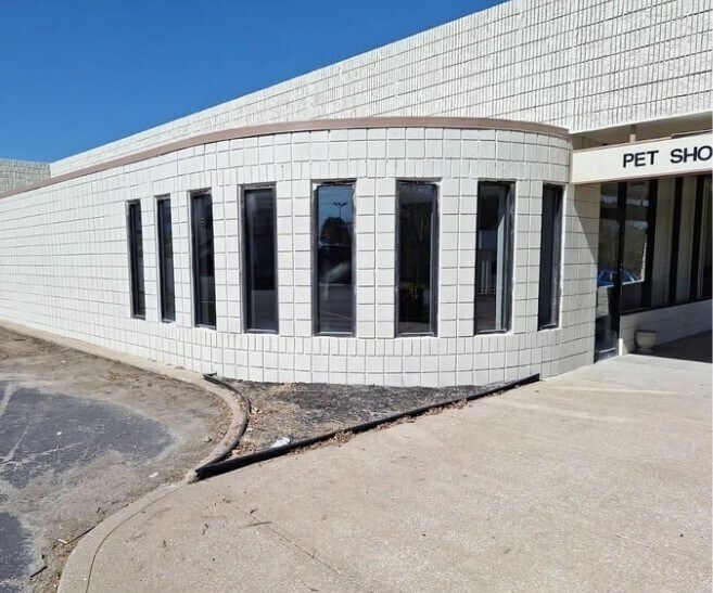 6201-6240 Raytown Tfwy, Raytown, MO à louer - Photo de l’immeuble – Image 3 sur 9