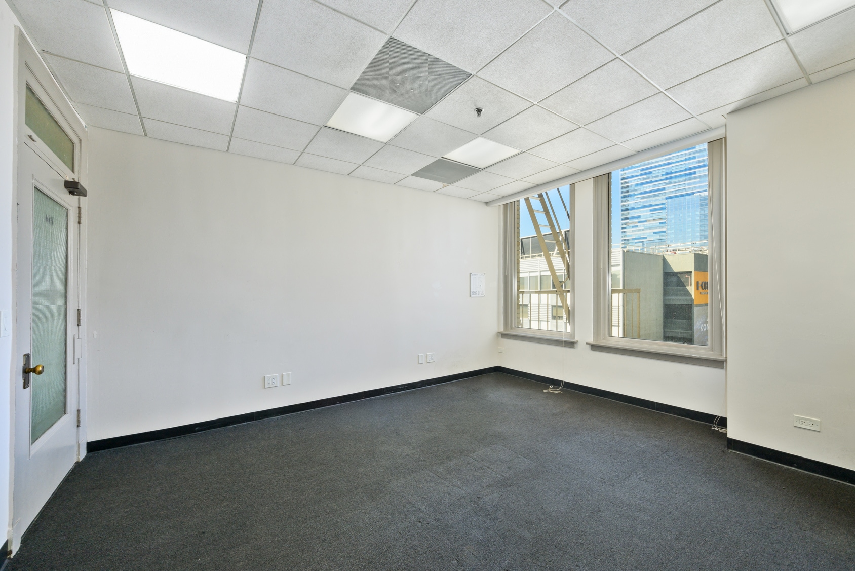 710-714 W Olympic Blvd, Los Angeles, CA à louer Photo intérieure– Image 1 sur 4