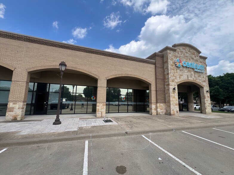 2380 Firewheel Pky, Garland, TX à louer - Photo de l’immeuble – Image 3 sur 4