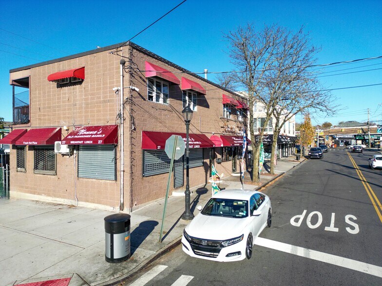 27 Brower Ct, Staten Island, NY à vendre - Photo de l’immeuble – Image 2 sur 7
