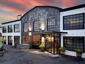Plus de détails pour 866-900 N Columbia Blvd, Portland, OR - Bureau, Local d'activités à louer
