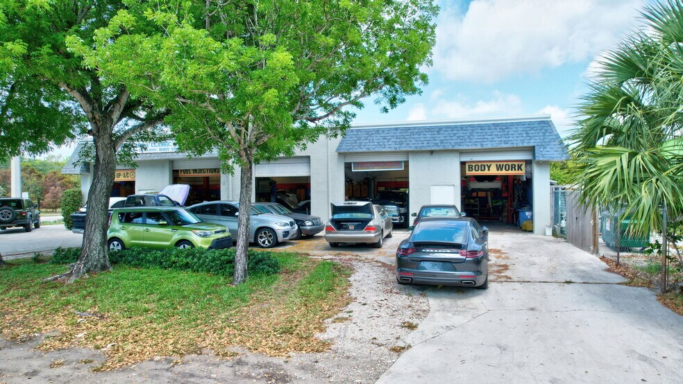 1601 SW 10th St, Delray Beach, FL à louer - Photo de l’immeuble – Image 3 sur 40