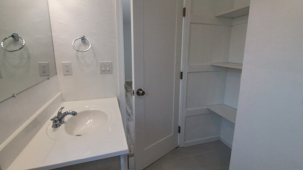 194 S 24th St, San Jose, CA à vendre - Vidéo sur l’annonce professionnelle – Image 3 sur 37