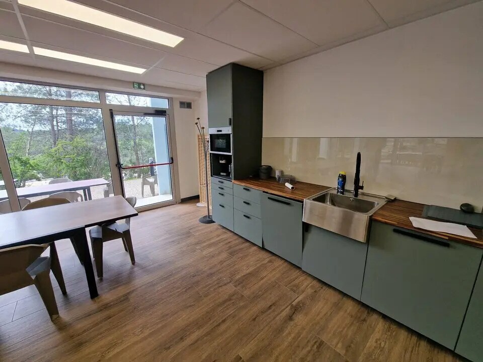 Bureau dans Valbonne à louer Photo intérieure– Image 1 sur 4