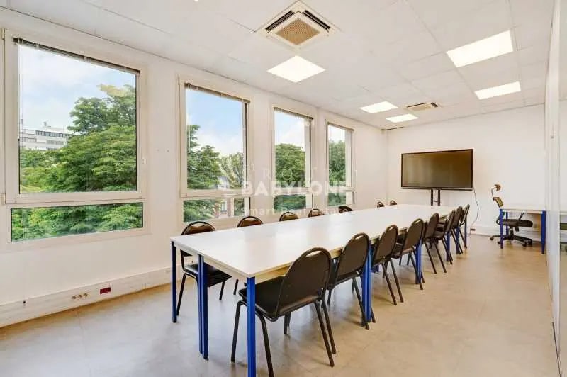 22 Rue Gambetta, Nanterre à louer - Photo de l’immeuble – Image 1 sur 16