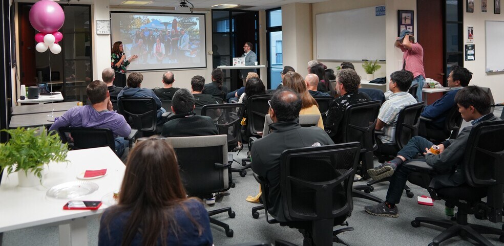 585 Glenwood Ave, Menlo Park, CA à vendre - Photo intérieure – Image 3 sur 26