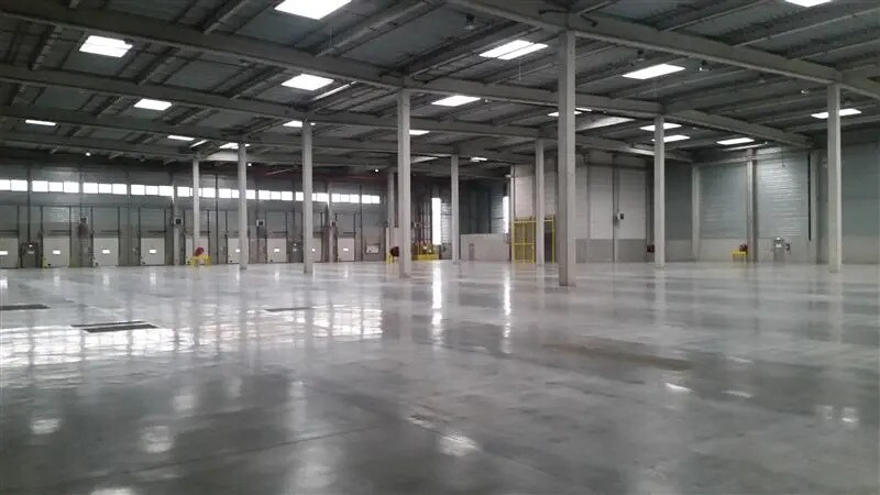 Industriel/Logistique dans Moissy-Cramayel à louer - Photo de l’immeuble – Image 1 sur 8