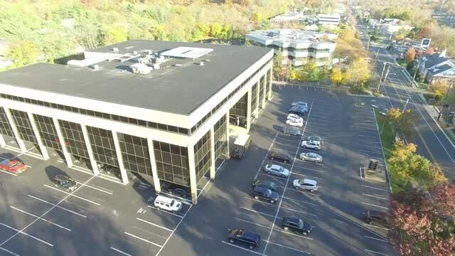 830 Morris Tpke, Short Hills, NJ à louer - Vidéo sur l’annonce professionnelle – Image 3 sur 4