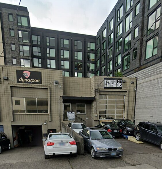1321 NW 17th Ave, Portland, OR à vendre - Photo de l’immeuble – Image 2 sur 10