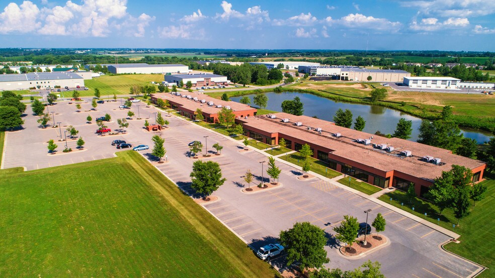 Mitchell Woods Medical Park portefeuille de 2 biens à vendre sur LoopNet.fr - Photo de l’immeuble – Image 1 sur 5