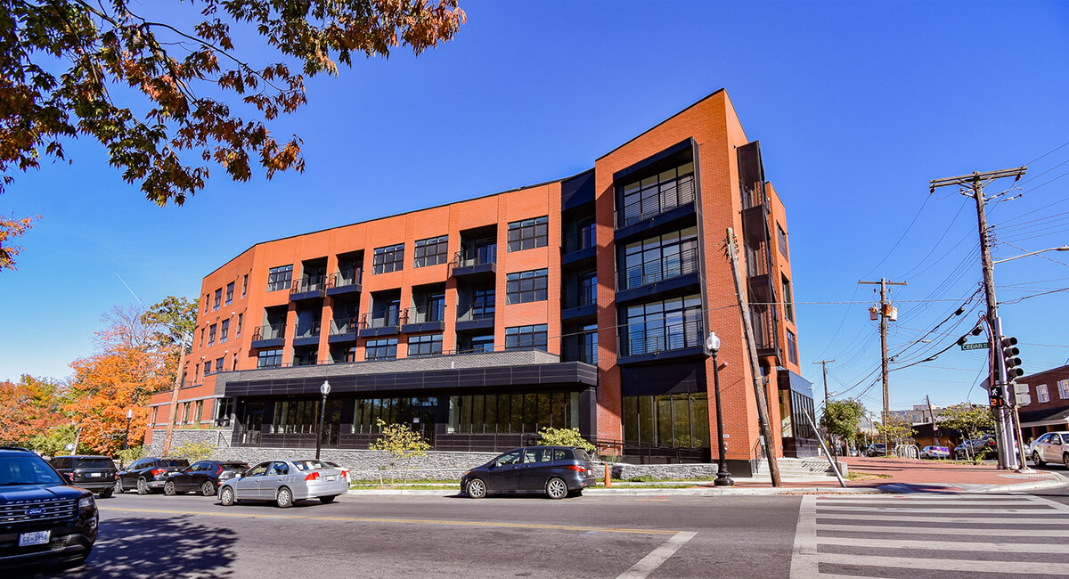 218 Cedar St NW, Washington, DC à louer Photo principale– Image 1 sur 19