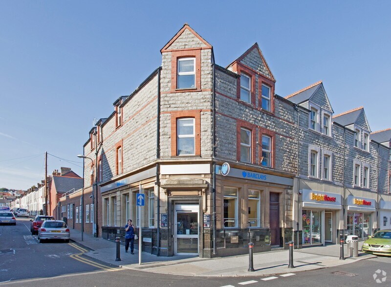 73 Holton Rd, Barry à louer - Photo principale – Image 1 sur 3