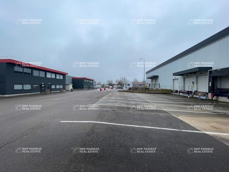 14 Rue De L'Ingenieur Bertin, Longvic à louer - Photo de l’immeuble – Image 3 sur 27
