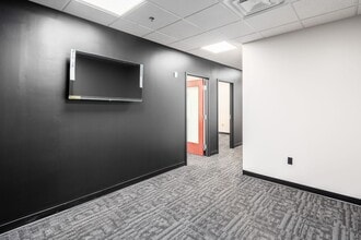 8740 Orion Pl, Columbus, OH à louer Photo intérieure– Image 1 sur 13