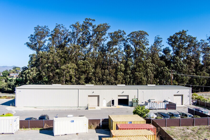 2996 Industrial Pky, Santa Maria, CA à louer - Photo de l’immeuble – Image 1 sur 7