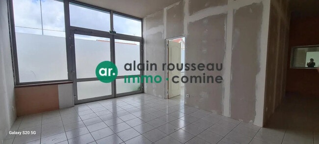 Plus de détails pour Local d’activités à vendre