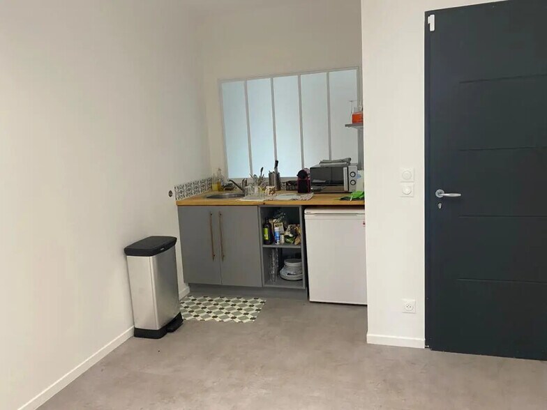 Bureau dans Bagnolet à louer - Photo de l’immeuble – Image 3 sur 4