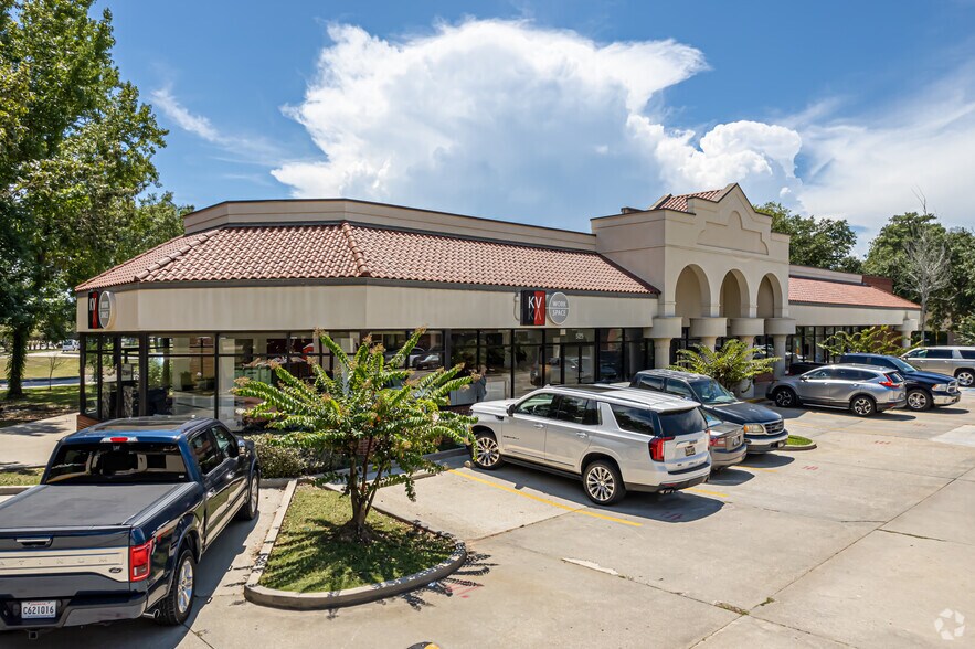515-525 N Causeway Blvd, Mandeville, LA à louer - Photo principale – Image 1 sur 9