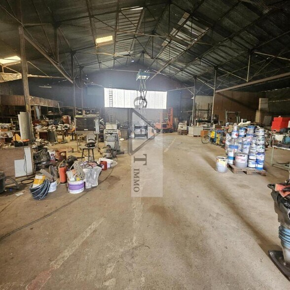 Industriel/Logistique dans La Ferté-Gaucher à vendre - Photo intérieure – Image 1 sur 3