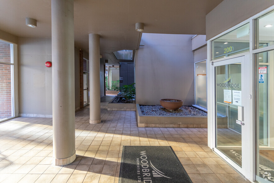 1450 Creekside Dr, Vancouver, BC à louer - Hall d’entrée – Image 3 sur 13