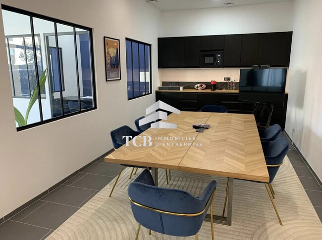 Plus de détails pour Local commercial à louer