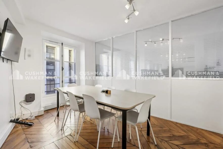 52 Rue De La Chaussee D'Antin, Paris à louer - Photo de l’immeuble – Image 2 sur 11