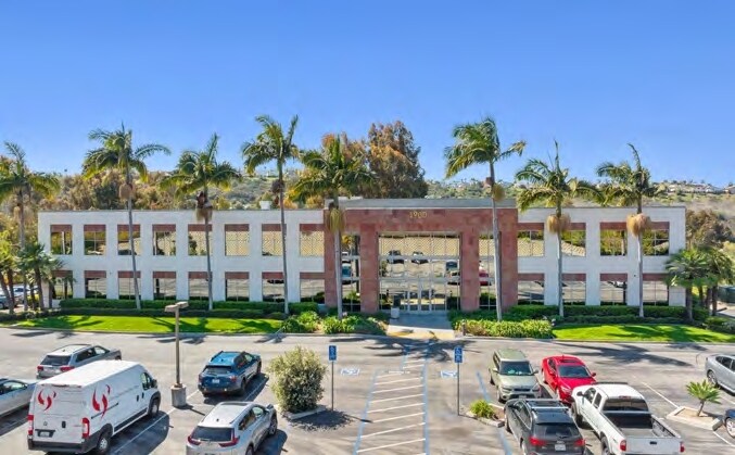 1900 Wright Pl, Carlsbad, CA à vendre - Photo de l’immeuble – Image 3 sur 16