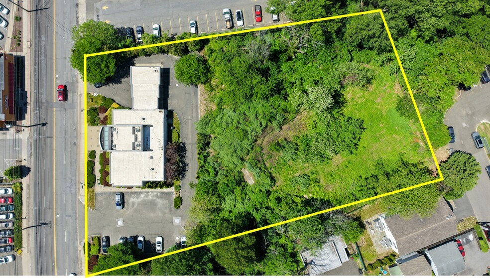 250 Boston Post Rd, Port Chester, NY à vendre - Photo de l’immeuble – Image 3 sur 3