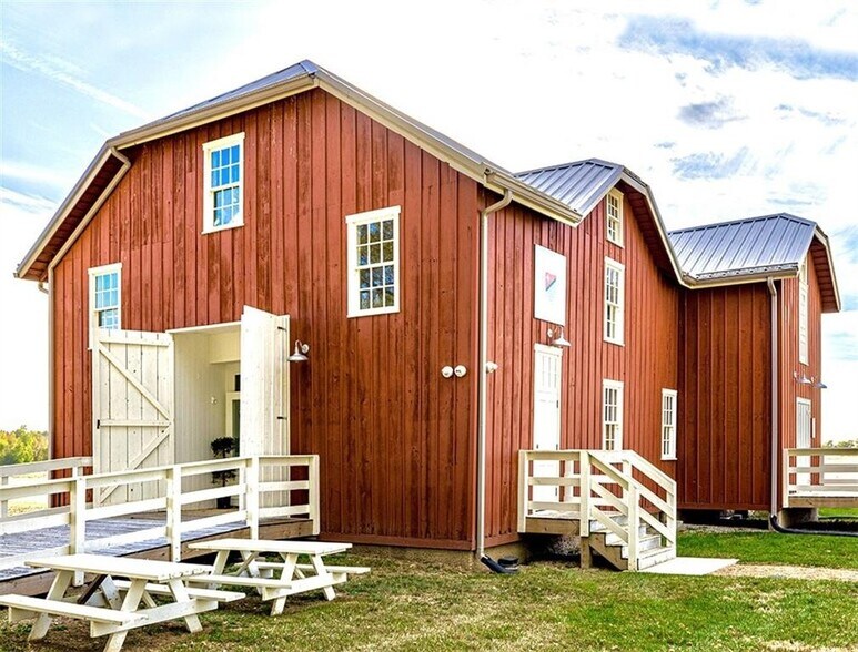 20400 280th Trl, Grand Pass, MO à vendre - Photo de l’immeuble – Image 2 sur 60