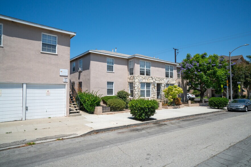 927 Belmont Ave, Long Beach, CA à vendre - Photo de l’immeuble – Image 2 sur 16