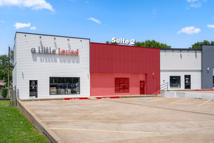 1223 US-412, Siloam Springs, AR à louer - Photo principale – Image 1 sur 25
