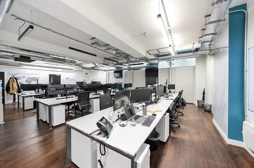 14-15 Newbury St, Londres à vendre - Photo de l’immeuble – Image 2 sur 26