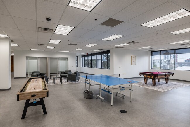 Plus de détails pour 1 Music Cir N, Nashville, TN - Coworking à louer