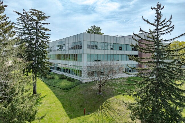 Plus de détails pour 120 Long Ridge Rd, Stamford, CT - Bureau à louer